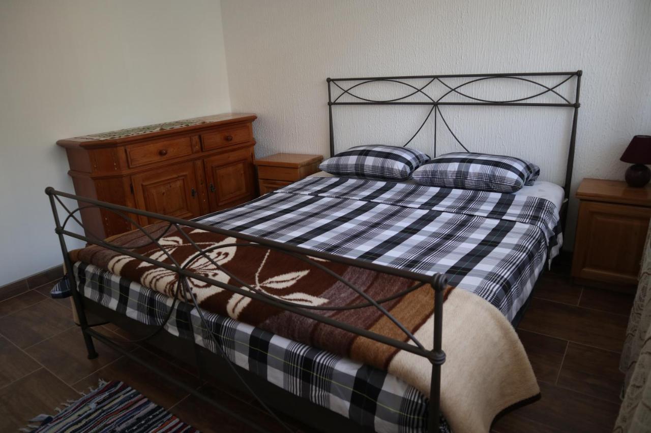 Sobe-Apartmani Modrica ภายนอก รูปภาพ